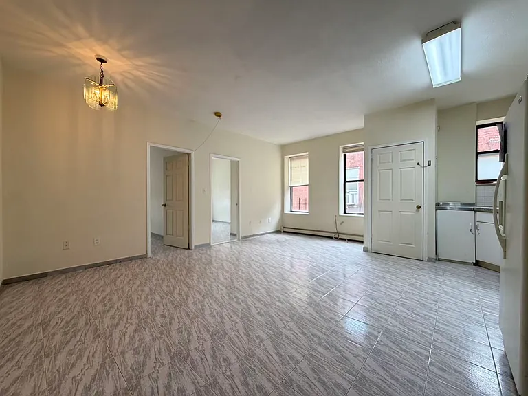 182 Bay 22nd St #4F — Photo 5