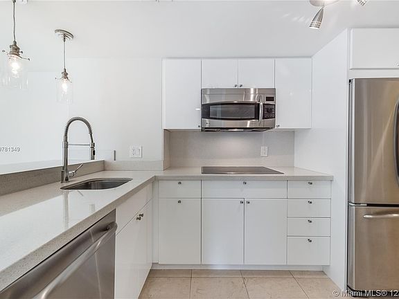 5th image of 770 Claughton Island Dr APT 814