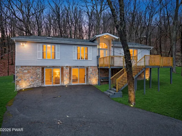 163 Radcliff Rd, Bushkill, PA 18324