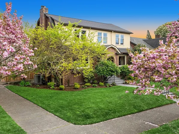 6856 17th Avenue NE, Seattle, WA 98115