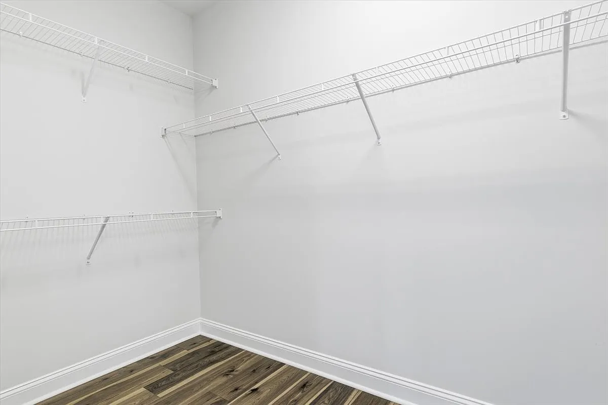 2 bed, 1558 sqft, $2,900 — Photo 4