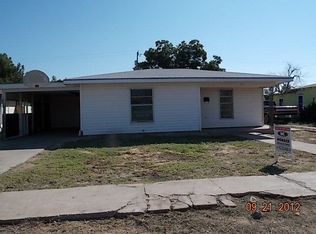 427 N Ash St, Kermit, TX 79745