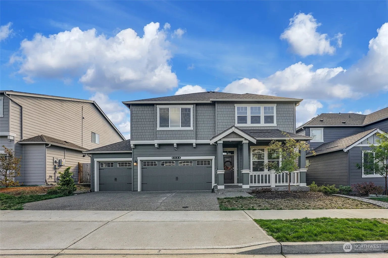 6833 Sweetgum Avenue NE photo 1