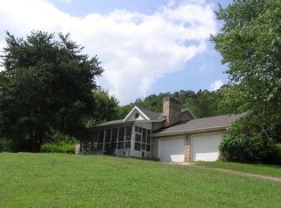 175 Lutherie Ln, Natural Bridge Station, VA 24579
