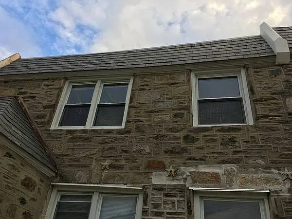 2 bed, 900 sqft, $1,140 — Photo 3