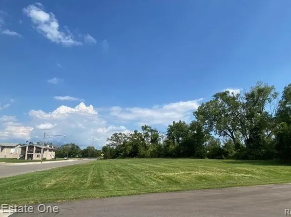 0 Goddard St, Wyandotte, MI 48192