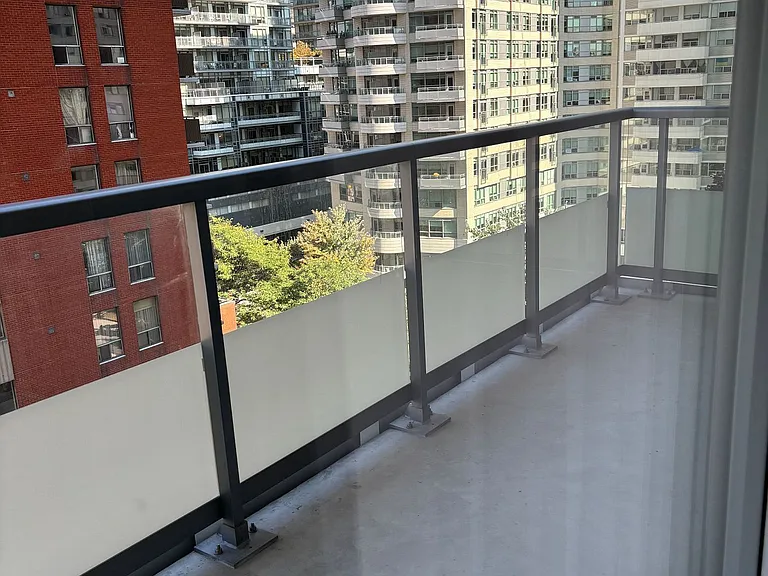 50 Dunfield Ave #917 — Photo 5