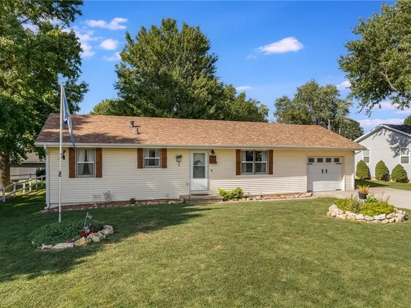 620 W Paul St, Troy, KS 66087