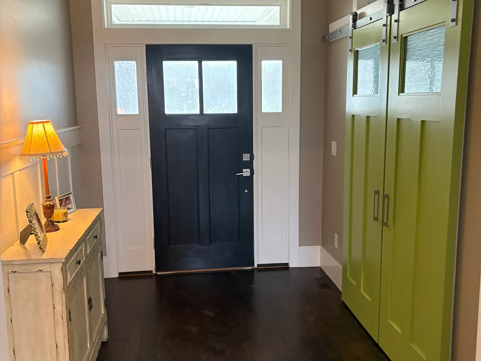 6 bed, 5.5 bath, 5400 sqft, $5,250 — Photo 2
