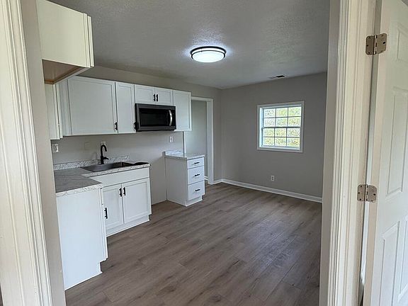 5th image of 8644 Cropper Rd