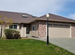 201 Cascadia Loop, Sequim, WA 98382