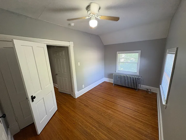 2960 P — Photo 11