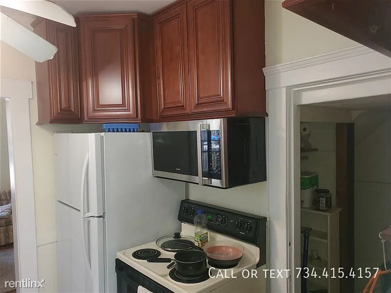 1115 White St — Photo 4
