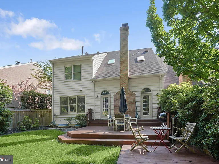 12121 Gatewater Dr — Photo 37