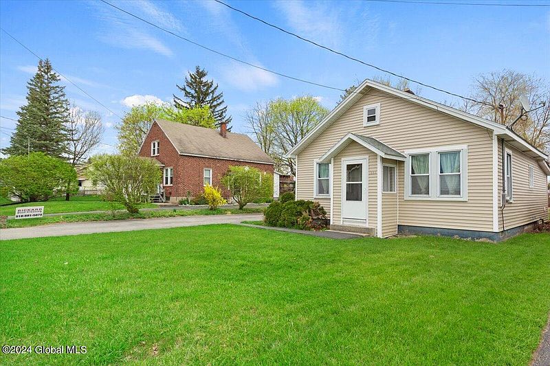 4th image of 1009 Paul Avenue