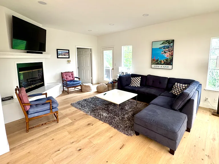 119 Glen Dr — Photo 4