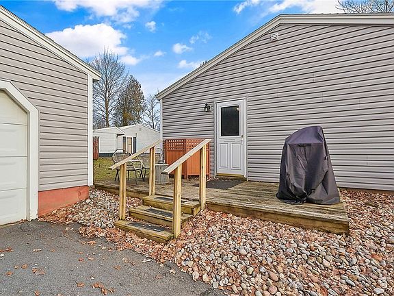 2nd image of 144 Rufus Cir