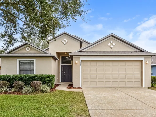 4222 Barnsley Ln, Tavares, FL 32778
