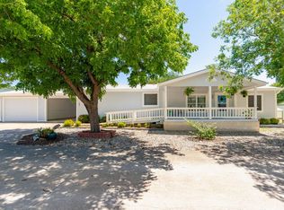 103 White Oak St, Ingram, TX 78025