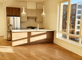 218 Old Colony Ave #501, Boston, MA 02127
