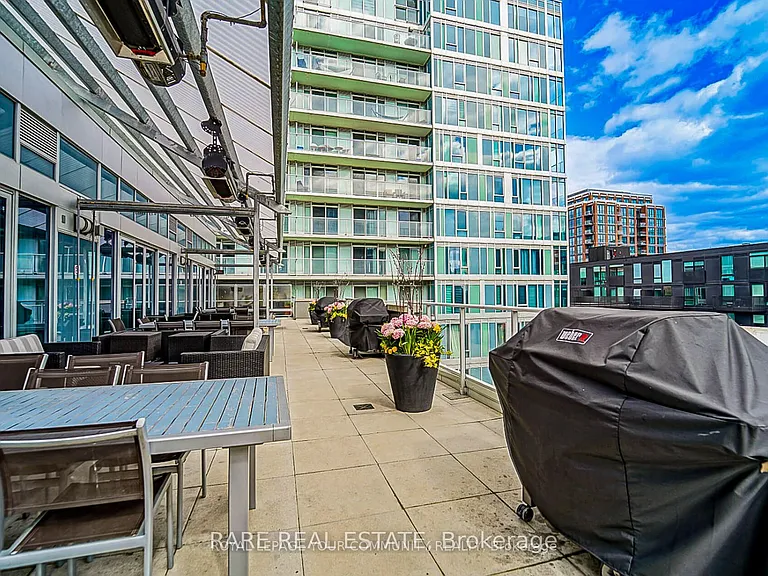 565 Wilson Ave #320W — Photo 17