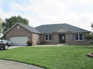 2847 Conestoga Ct, Columbus, IN 47203