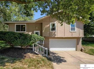 12506 Yates St, Omaha, NE 68164