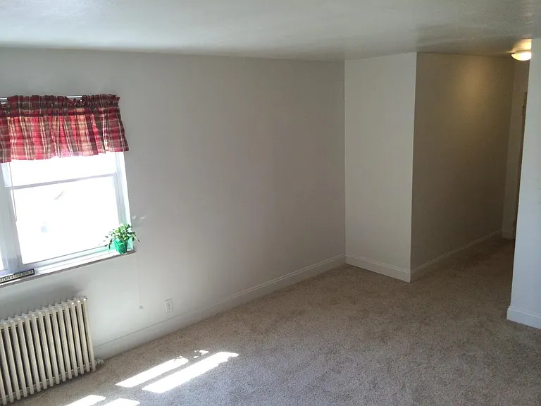 906 Walnut St — Photo 16