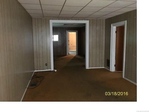 2nd image of 18 Dupont St