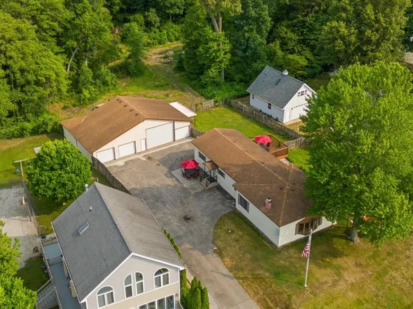 4436 S County Road 210, Knox, IN 46534