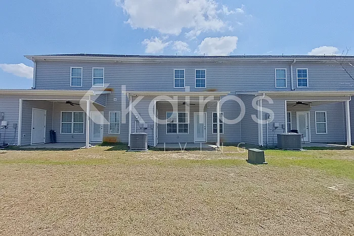 3704 Oak Leaf Way #E — Photo 19