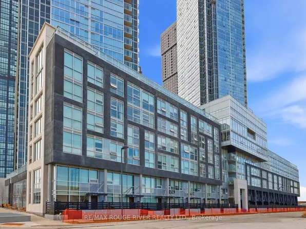 2908 Highway 7 #Townhouse 104, Vaughan, ON L4K 1W8