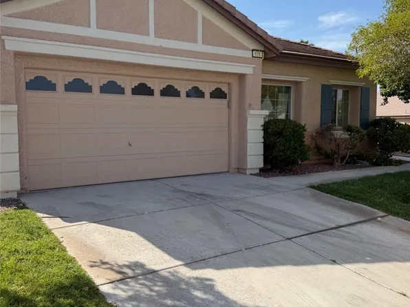 121 Torchwood Ln, Las Vegas, NV 89144