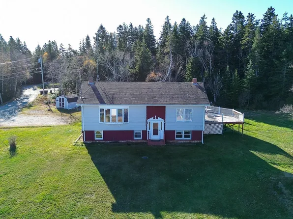 15 Birch Lane, Beals, ME 04611