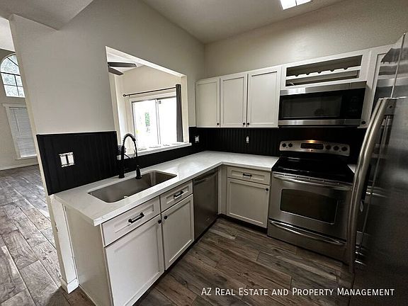 5th image of 1126 W Elliot Rd Unit 1061