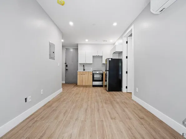 809 Midwood Street image 1 of 19