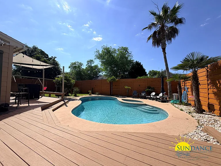 115 Long Pointe Dr — Photo 6