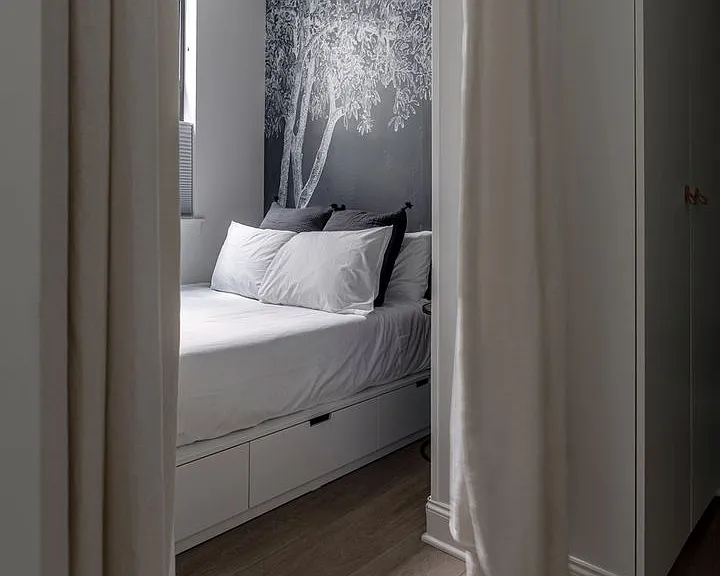 Luxury On Pine — Photo 29