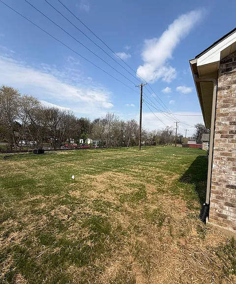 415 Wright Rd — Photo 6