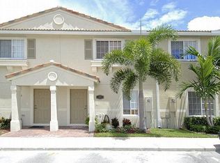 9271 Chambers St, Tamarac, FL 33321