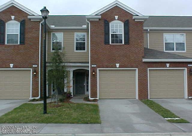 1st image of 4216 Highwood Dr #4216