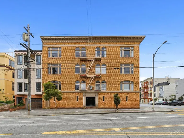 2255 Lake St #9 — Photo 22