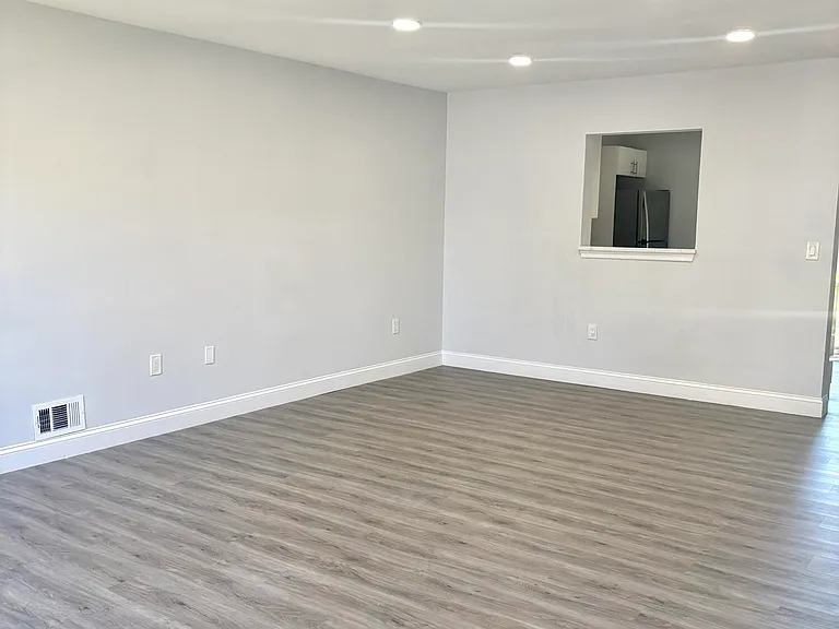 709 Lady Slipper Ct #709 — Photo 9