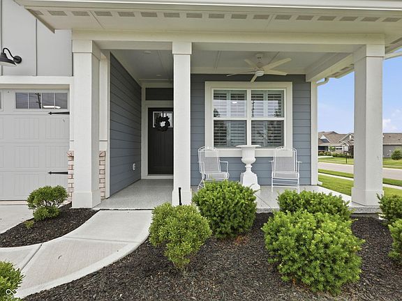 4th image of 20075 Baird Way