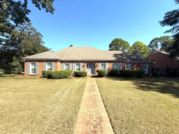 2029 Vaughn Ln, Montgomery, AL 36106