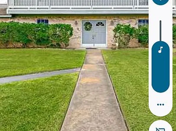 117 Spruce St, Lake Jackson, TX 77566