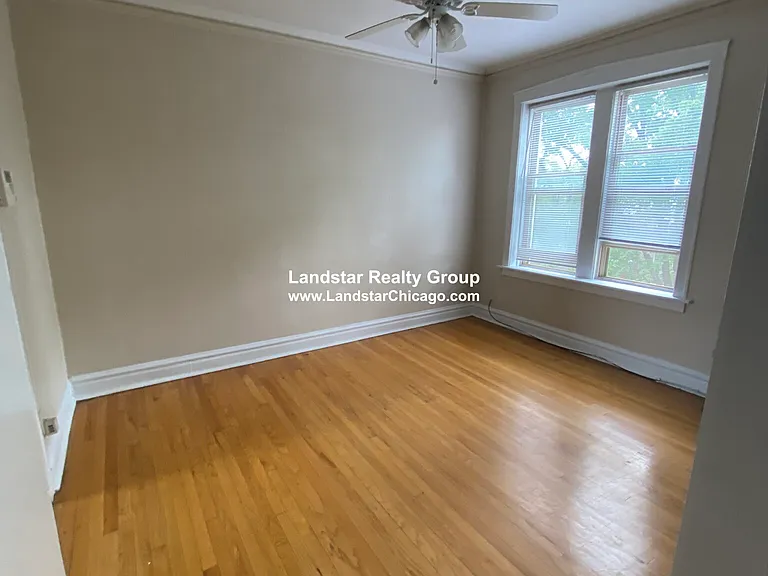 3256 W Belle Plaine Ave #3 — Photo 7