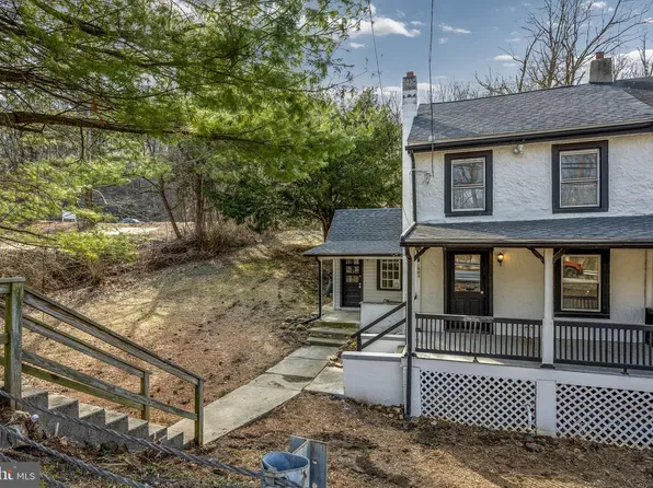 1003 Manor Rd, Coatesville, PA 19320