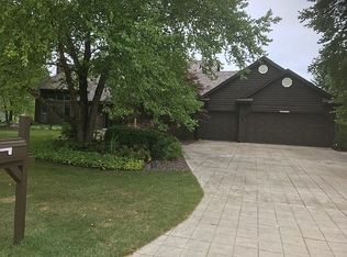 N65W13720 Lilly Creek Dr, Menomonee Falls, WI