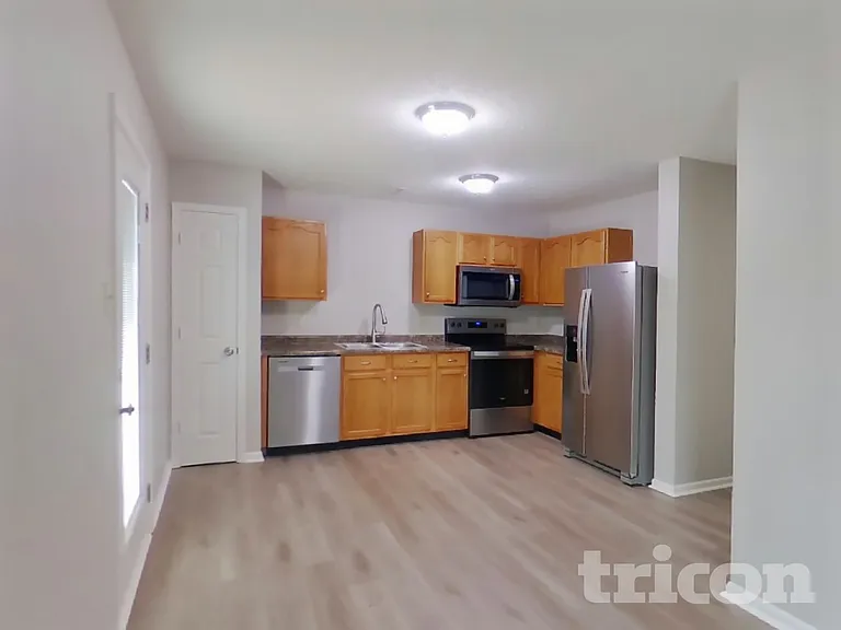 14674 Fawn Hollow Ln — Photo 3